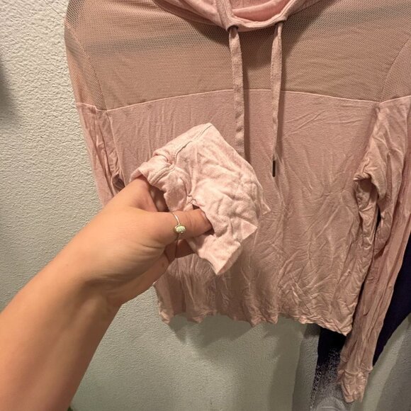 CALIA Purple Leggings (M) & Giaim Pink Light Weight Hooded Shirt (M) - Set - Picture 6 of 14